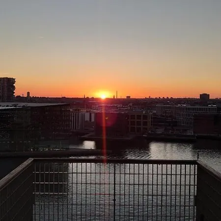 Exclusive Waterfront 12 Floor Apartamento