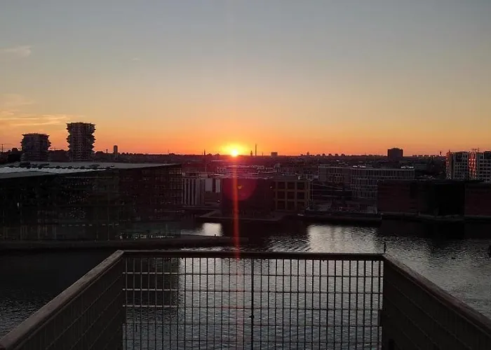 Exclusive Waterfront 12 Floor Appartement