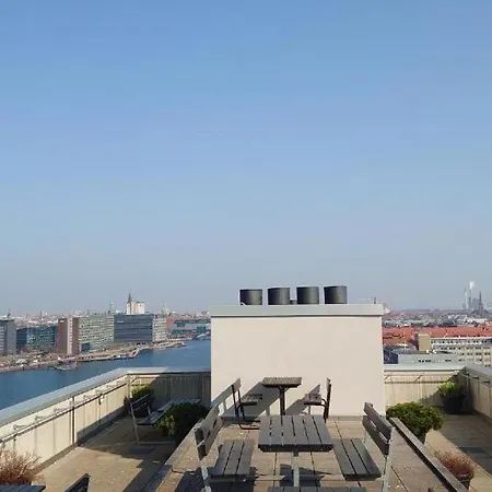 Exclusive Waterfront 12 Floor Apartman *